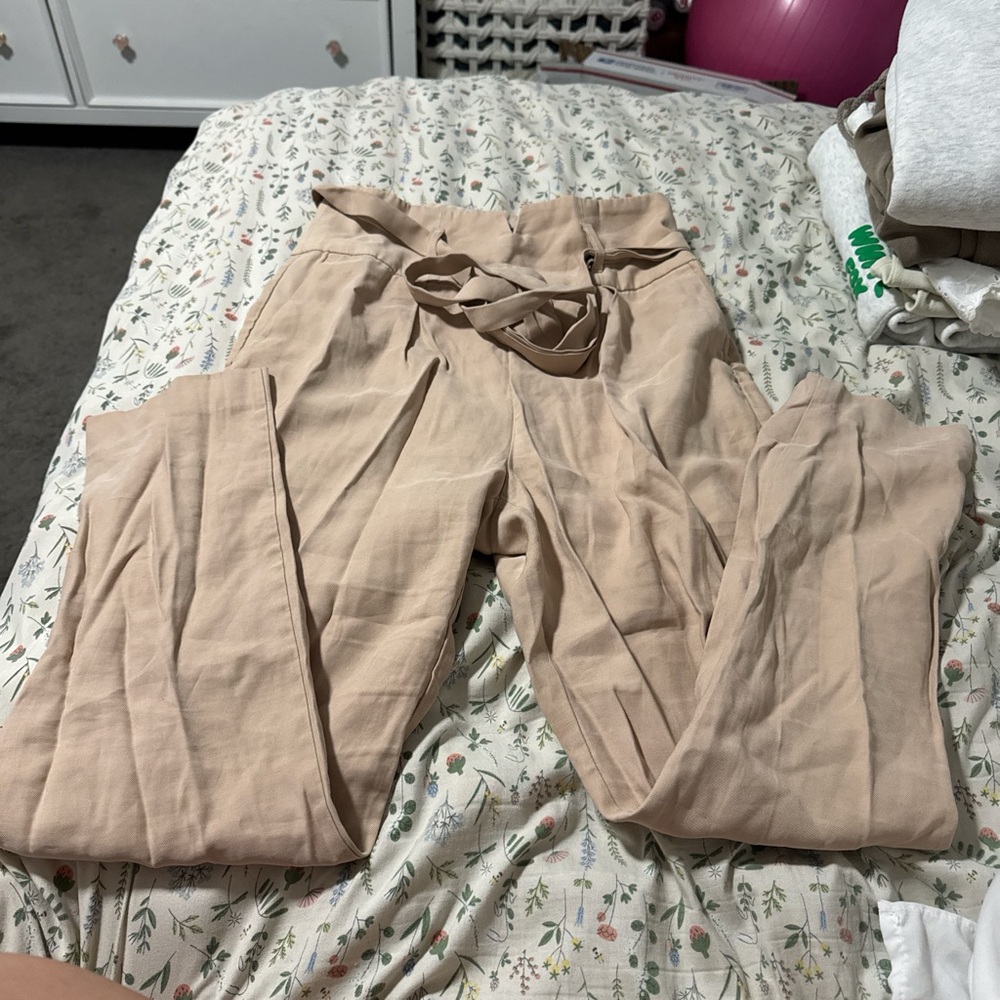 Dynamite Beige Tie-Waist Pants